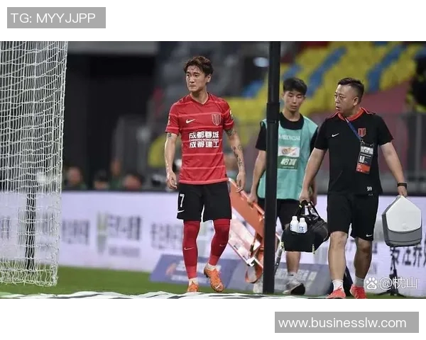 韦世豪中超赛场精彩破门助力球队胜利展现个人风采