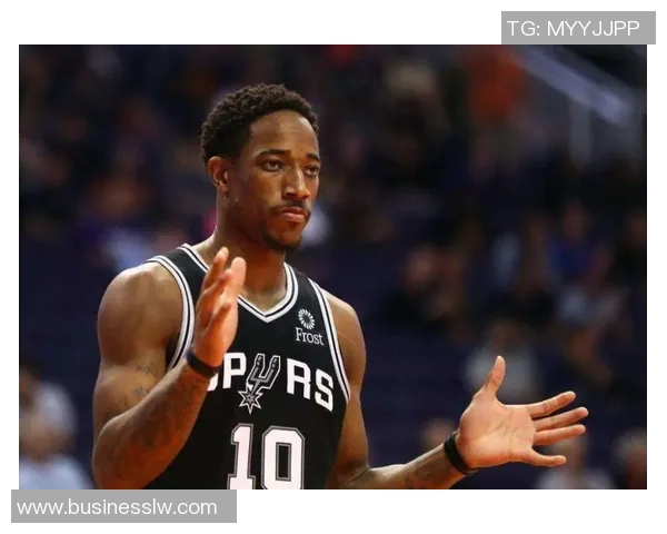 利物浦宣布签下布文德斯利实力加强巨头再添砝码