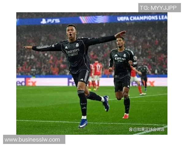 西甲VAR判罚的影响与争议解析深度剖析裁判决策背后的技术与情感因素